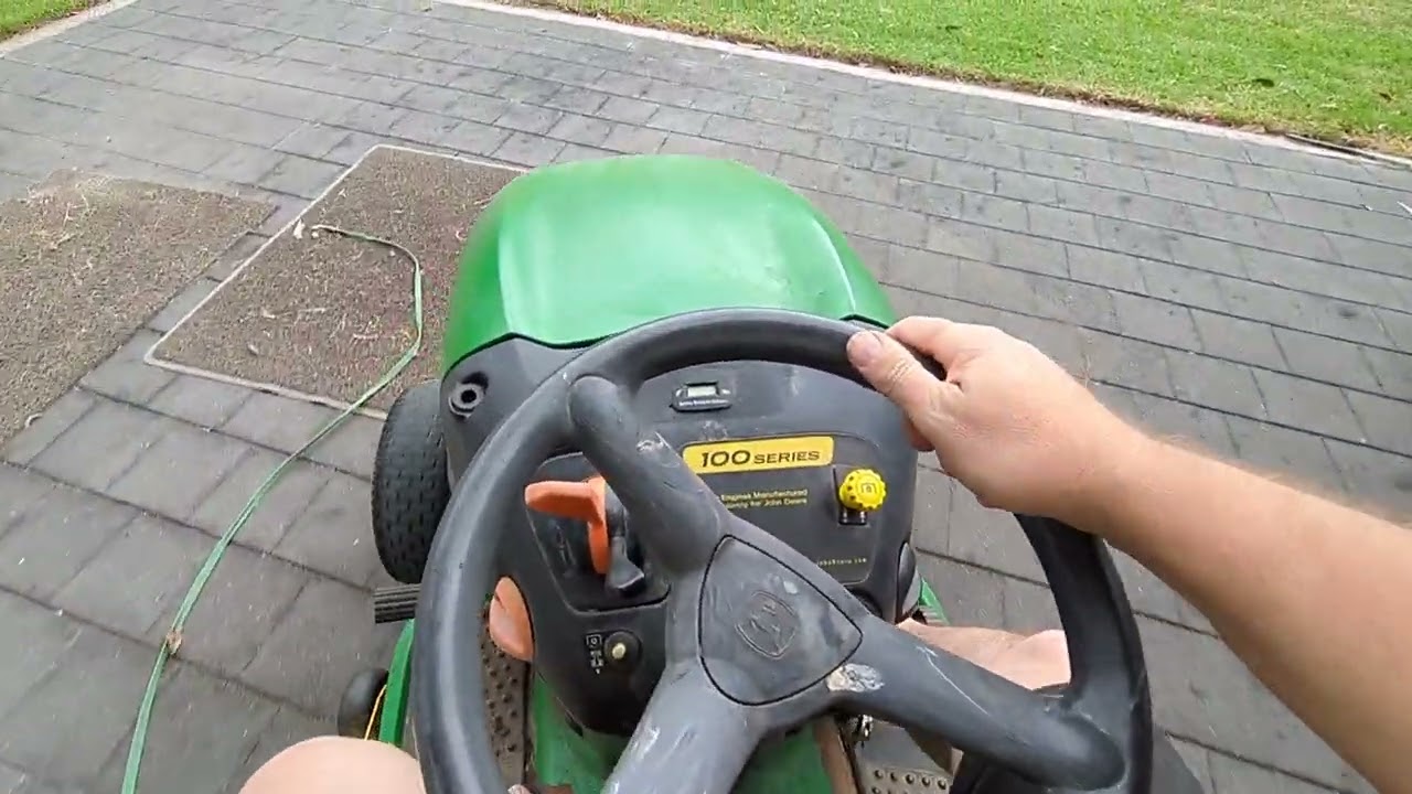 John Deere LA145 Startup & Hours