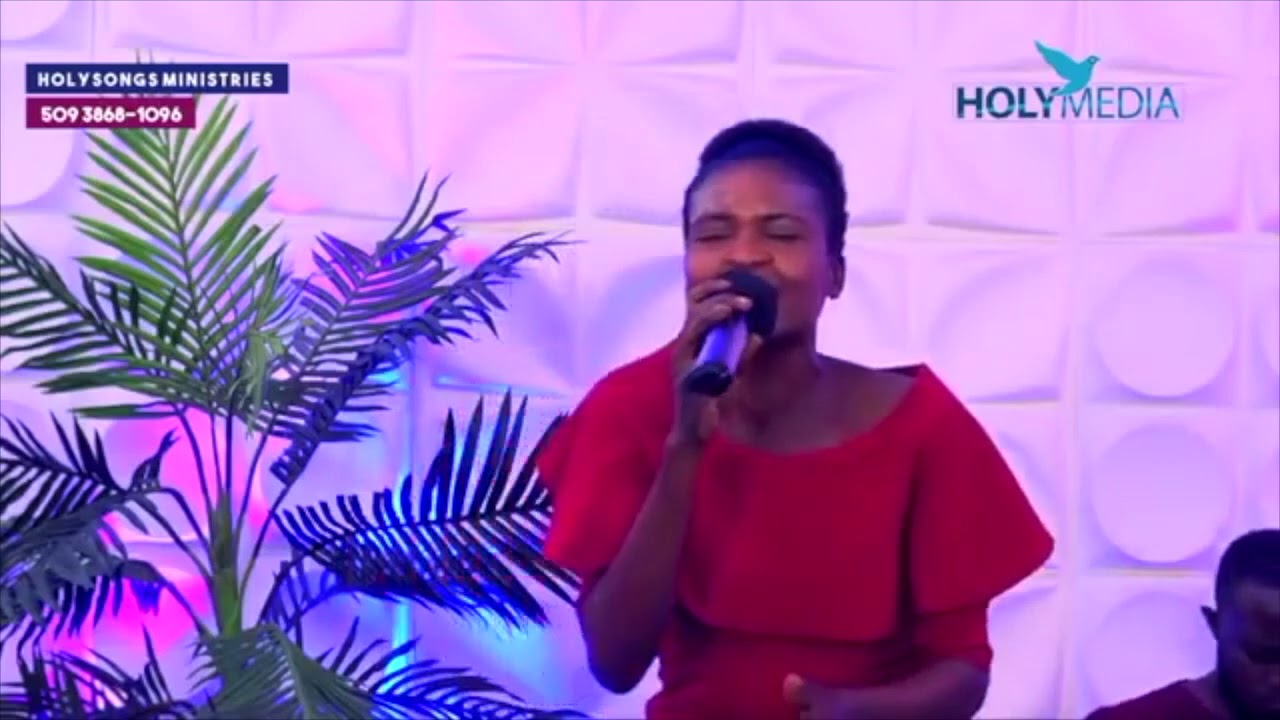 ASELINE VOLCY nan HolyMedia