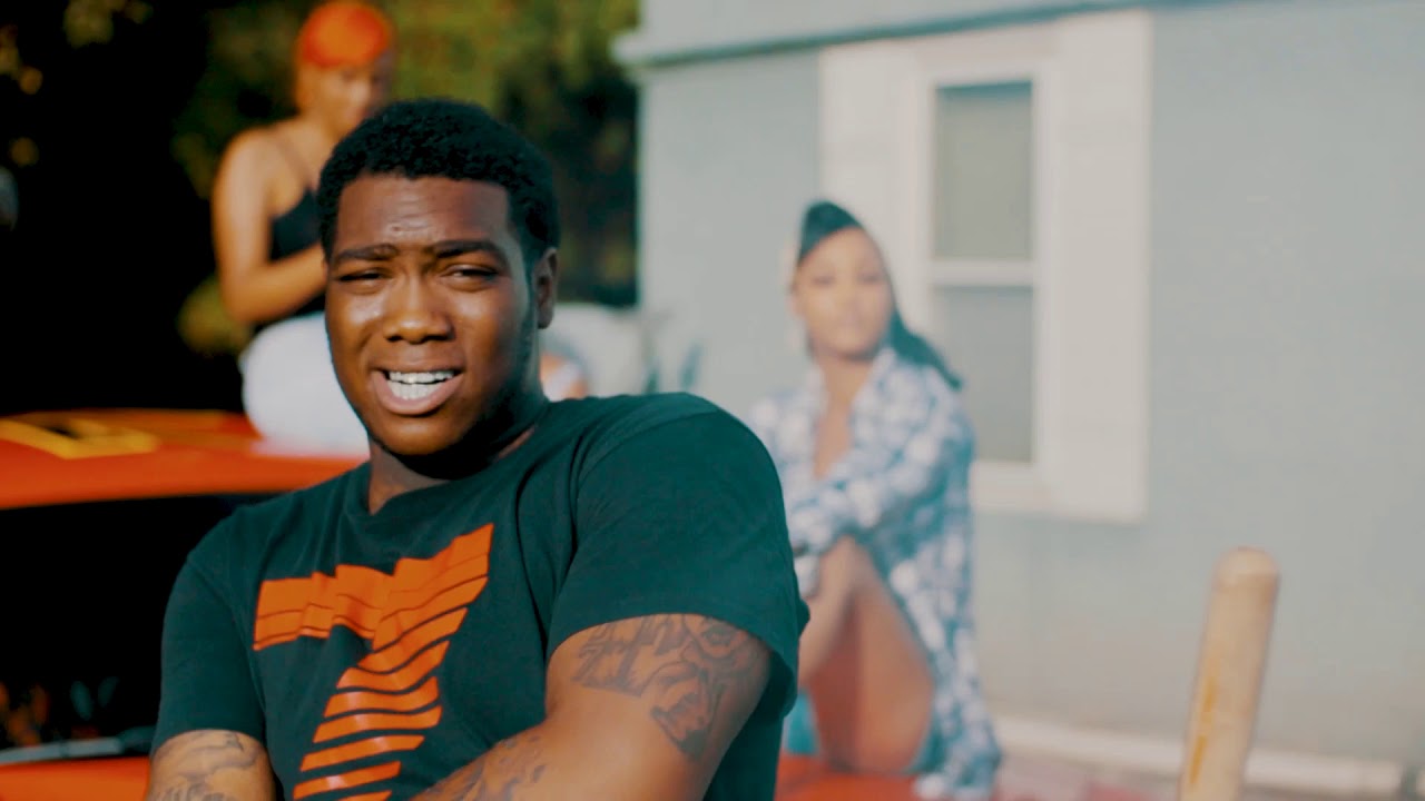 70thStreetCarlos- Kuz Sleep (Official Music Video)
