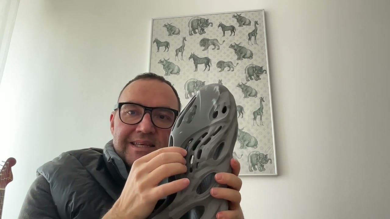 YEEZY FOAM RNR MX GRANITE UNBOXING and size comparison 11. vs 12.