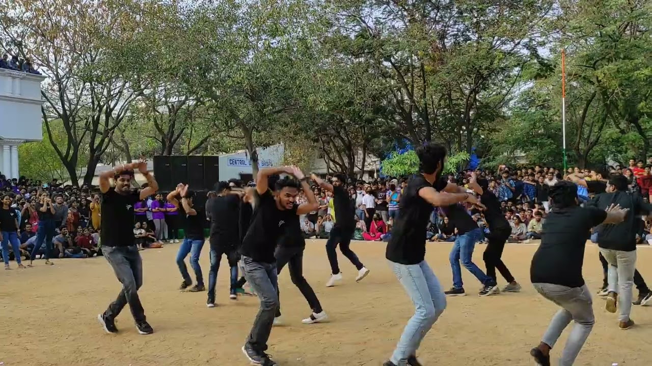 CBIT MCA Flashmob 2023 || #cbit || #mca || #flashmob || #2023 || #dance
