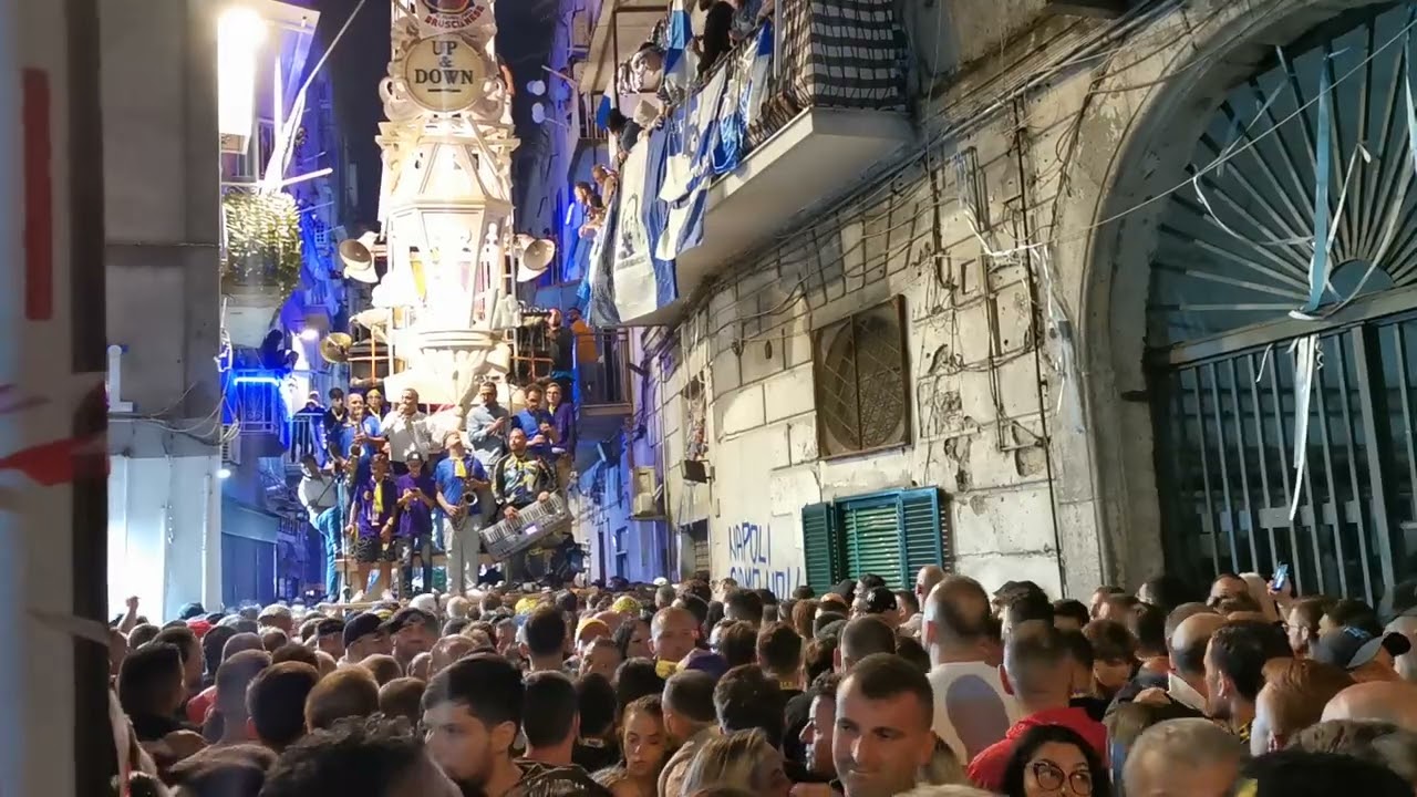 Barra 2023 Paura cade pezzo rivestimento Gioventu'
