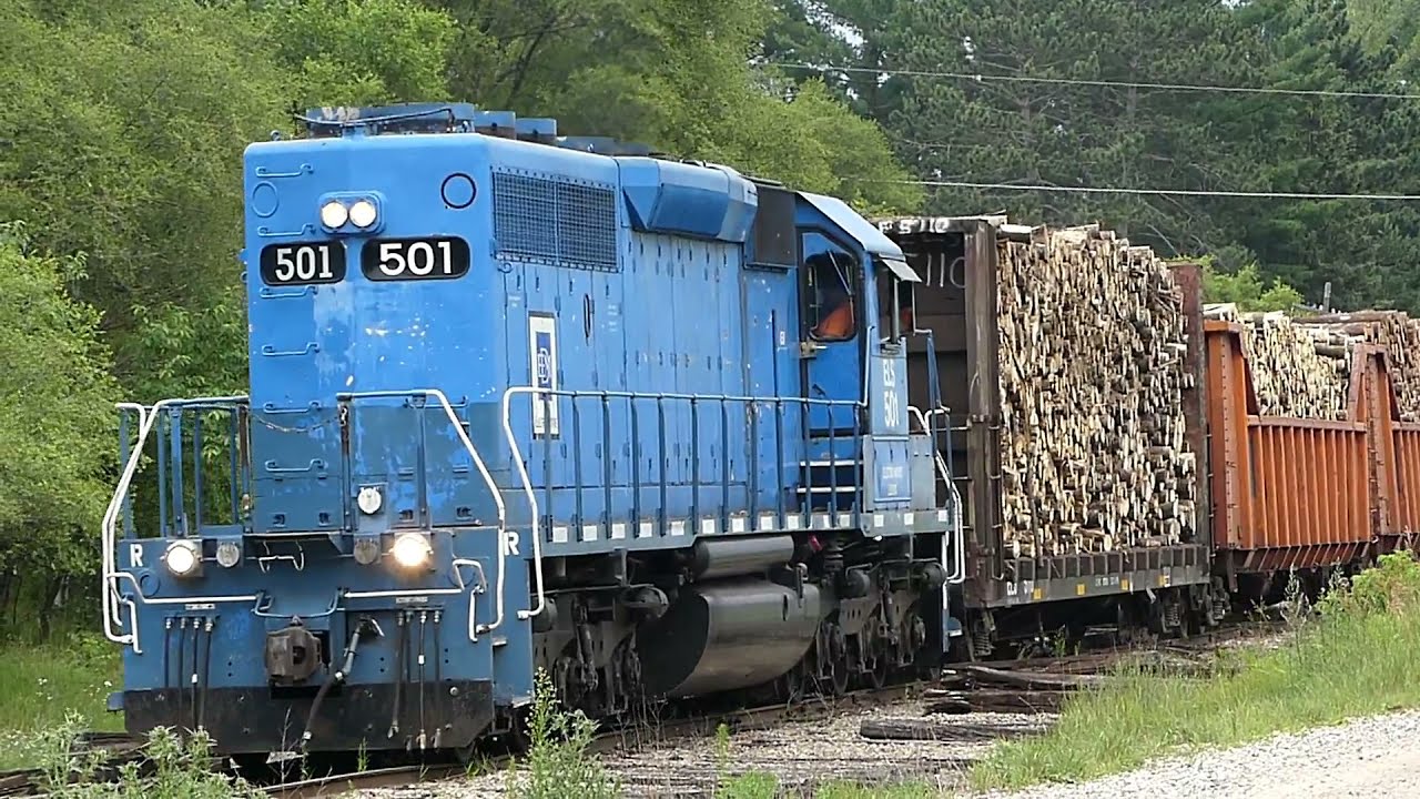 This Former Old Milwaukee Road Locomotive ELS 501 Runs Freight On Old MR Rails! | Jason Asselin