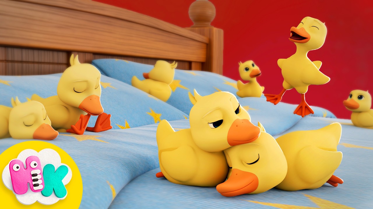 Deset u krevetu 🛏️ Decije pesmice na Srpskom - HeyKids