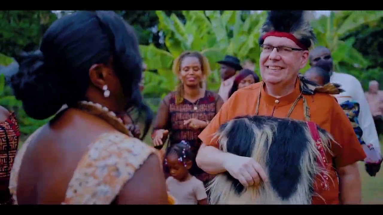 VIVIAN WEDS STEFAN BY WUOD FIBI. 