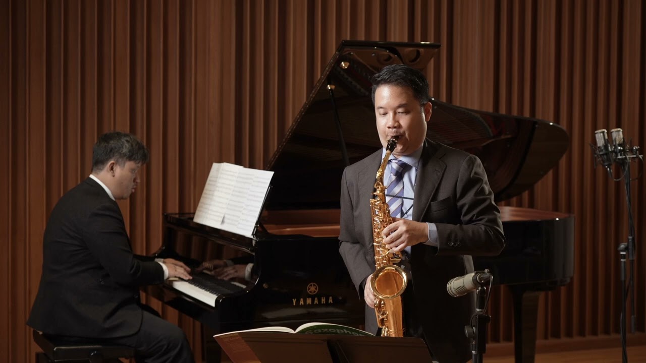A:1 Marche funèbre d’une marionnette by Gounod, arr. Bullard
