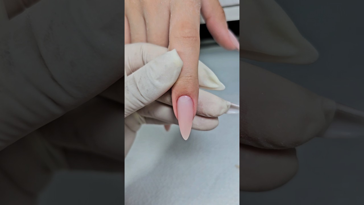 descubra como &eacute; f&aacute;cil trabalhar com o molde F1 na manuten&ccedil;&atilde;o das unhas de gel 😌#moldef1  #manuten&ccedil;&atilde;o