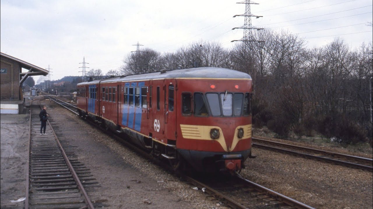 Blauwe Engel Plan X DE2 85 vertrekt uit Nijverdal naar Zwolle, 2 April 1985 (met origineel geluid!)