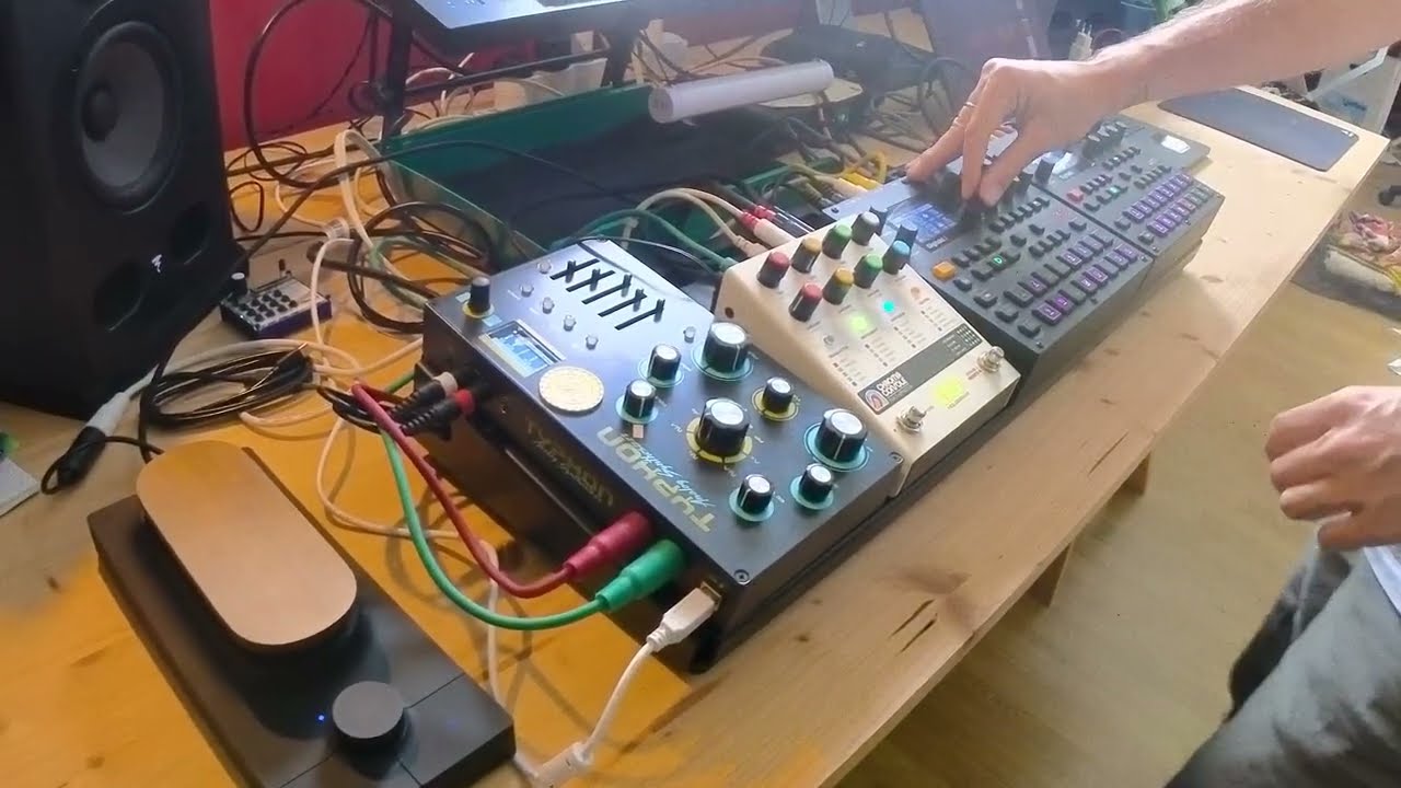 #117 - Digitakt II x Chroma Console - Breakbeat