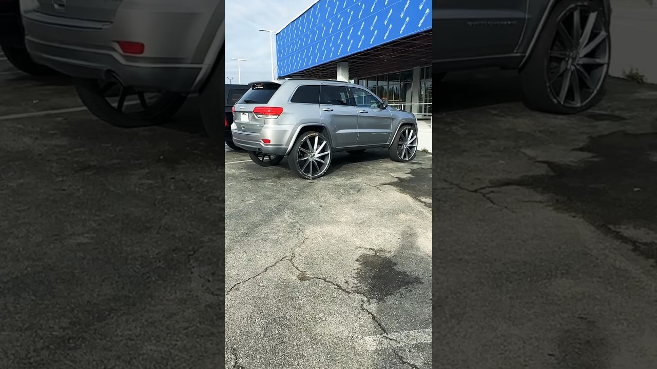 Grand Cherokee Laredo on 30” Rims 🤑🤣