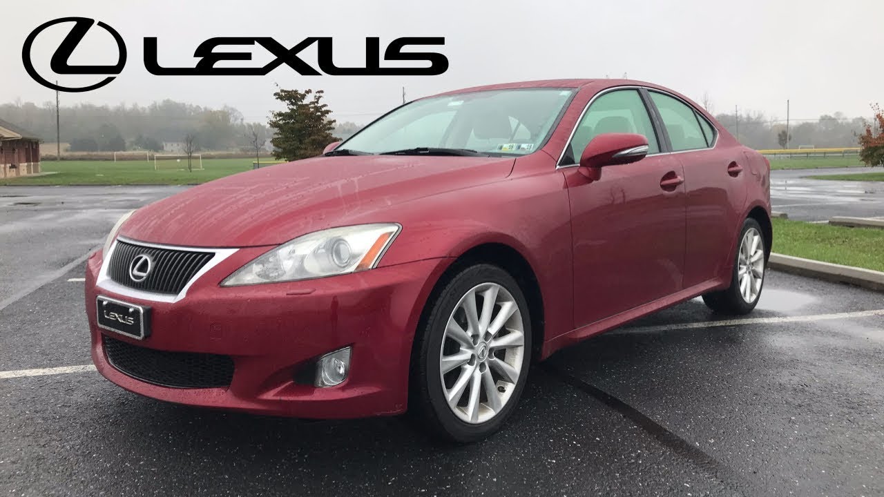 Ретро-обзор: Lexus IS250 2009 года