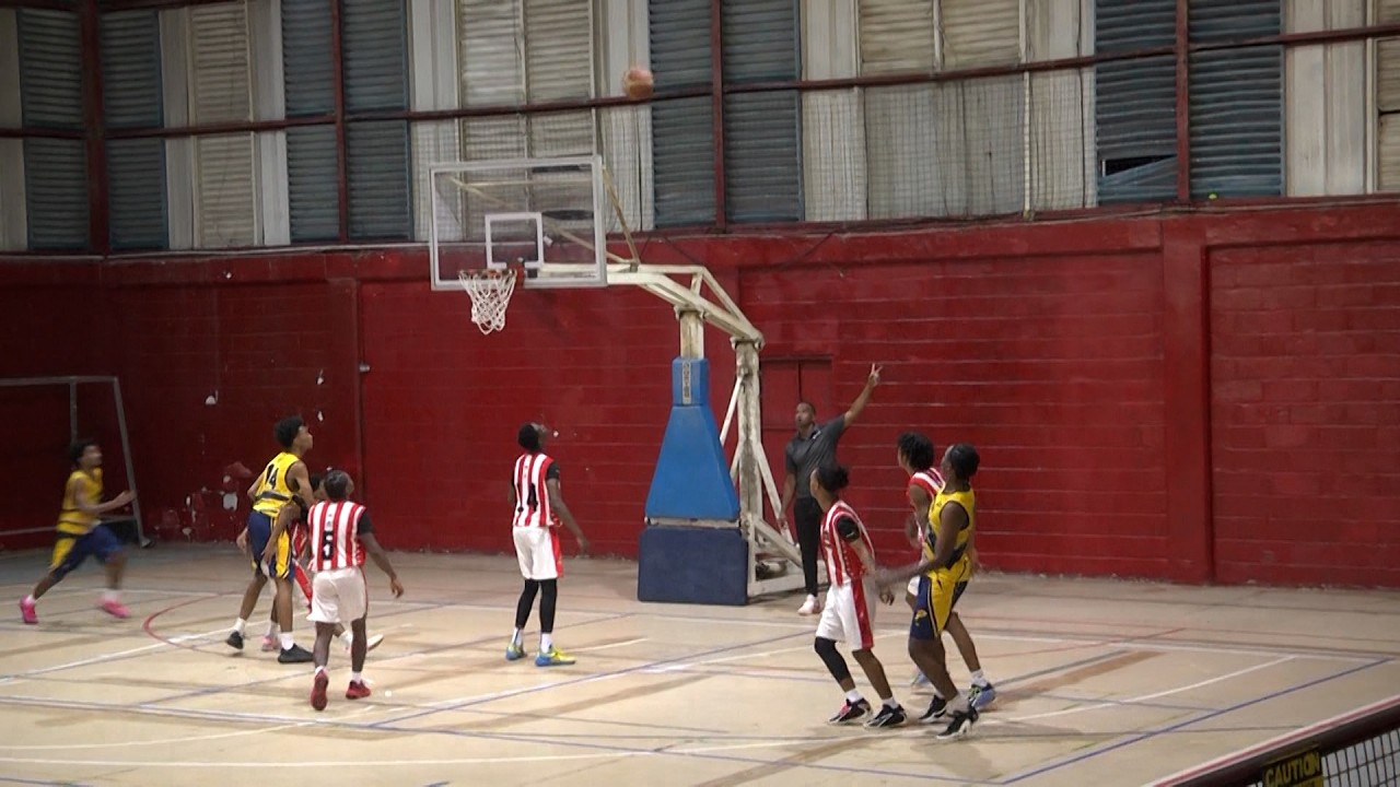 Инс привел Maloney Pacers к победе с минимальным отрывом над Basic Basketball Academy
