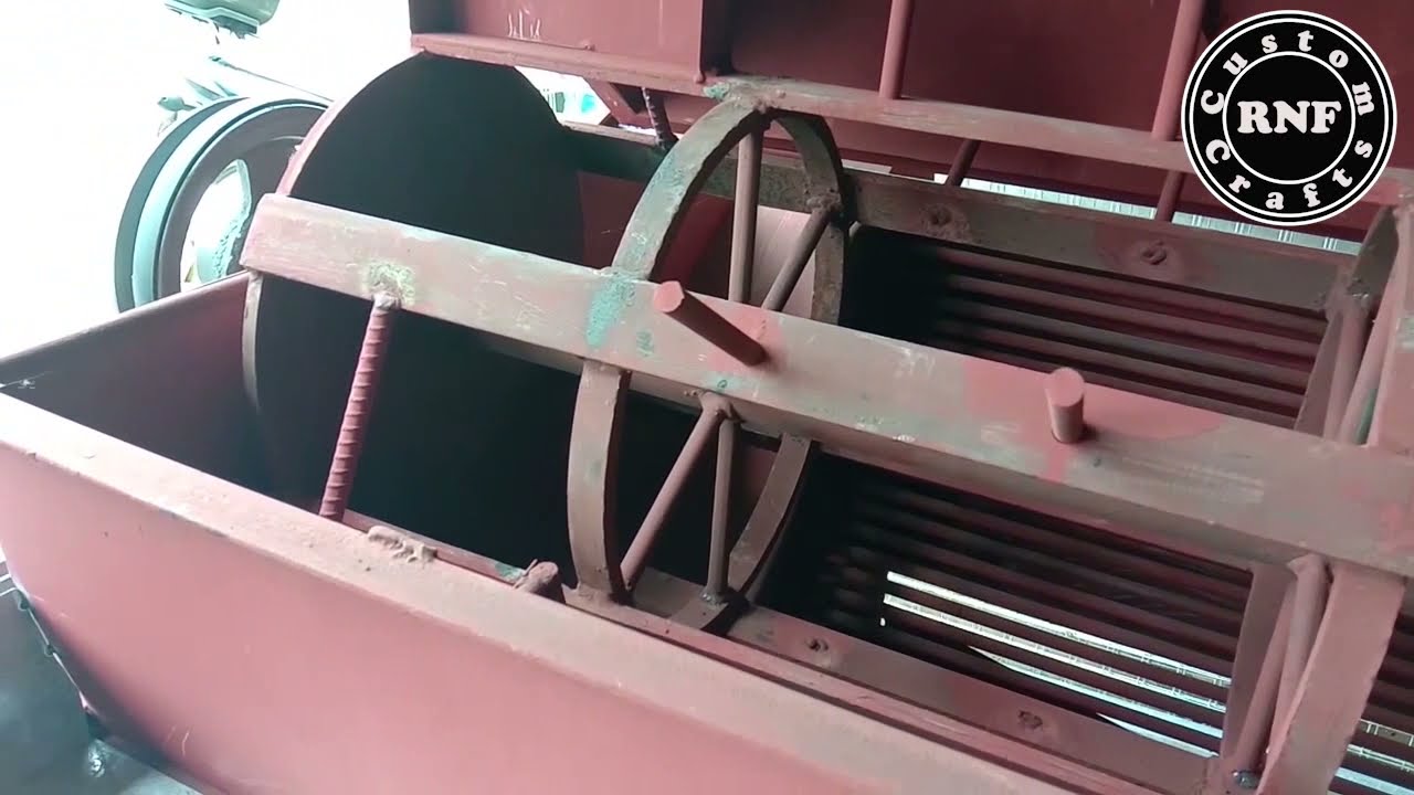 Mini Thresher Machine Test