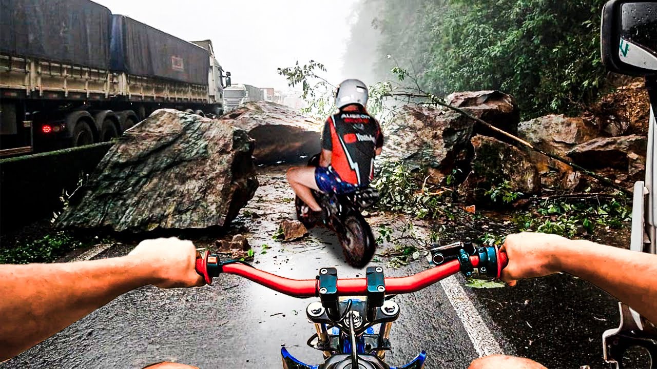 FOMOS PEGOS DE MINI MOTO NO DESLISAMENTO DA BR