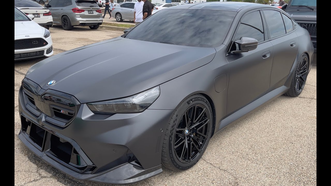Frozen Black BMW M5 G90 - Walkaround [4K]