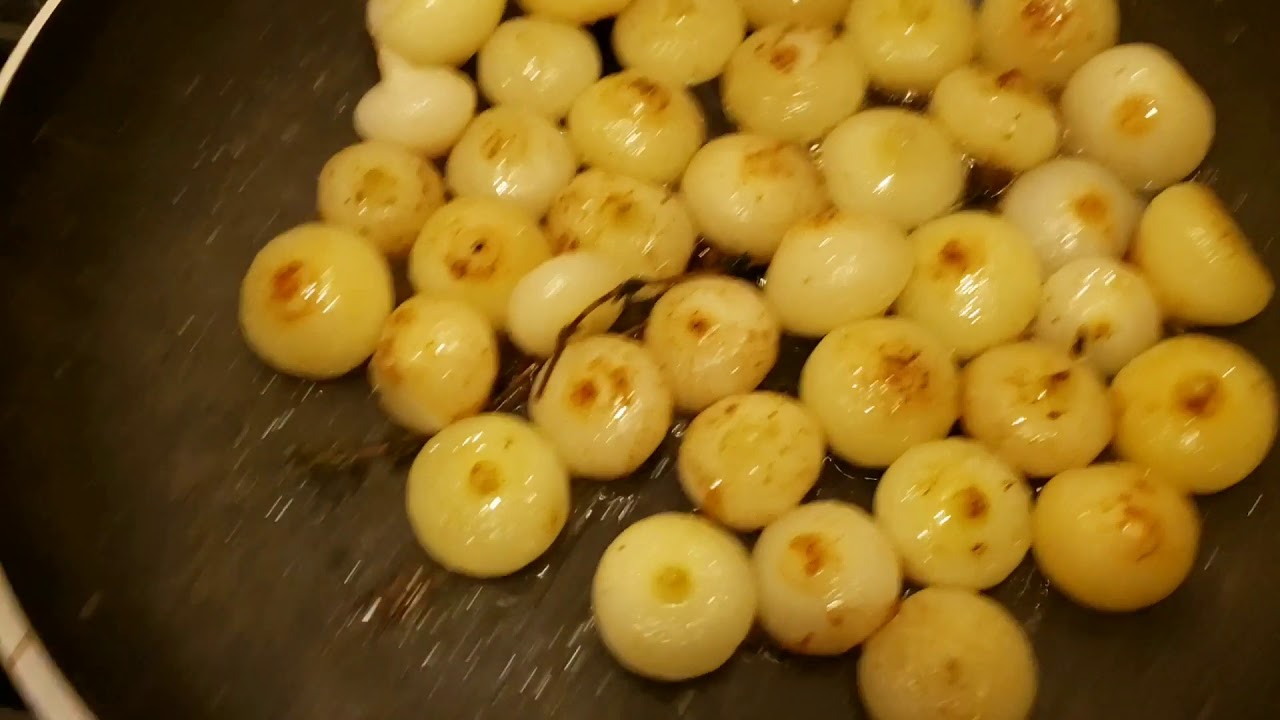 Thanksgiving Side Dishes - Glazed Cipollini Onions