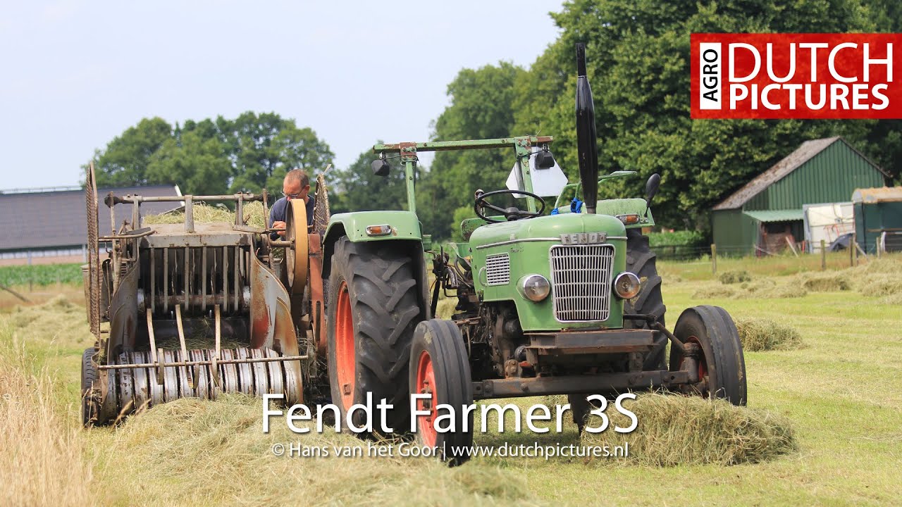 Baling hay with this beauty oldtimer baler | Fendt Farmer 3S | balen persen