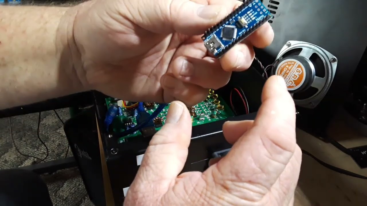 Hacking The uBitx V6 with  Community Firmware & A Nextion Screen