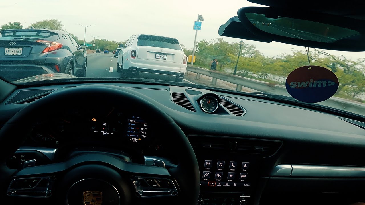 rolls royce starts swimming for a sec