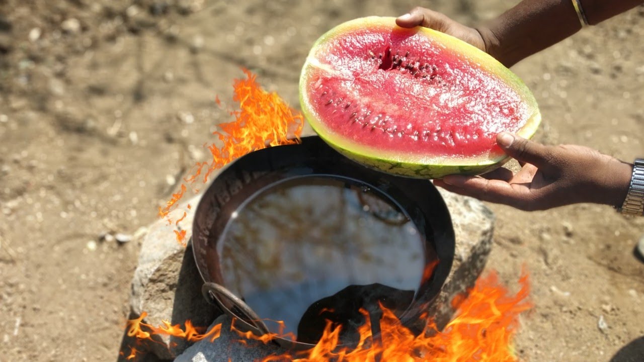 Watermelon Boiling Hot oil Experiment