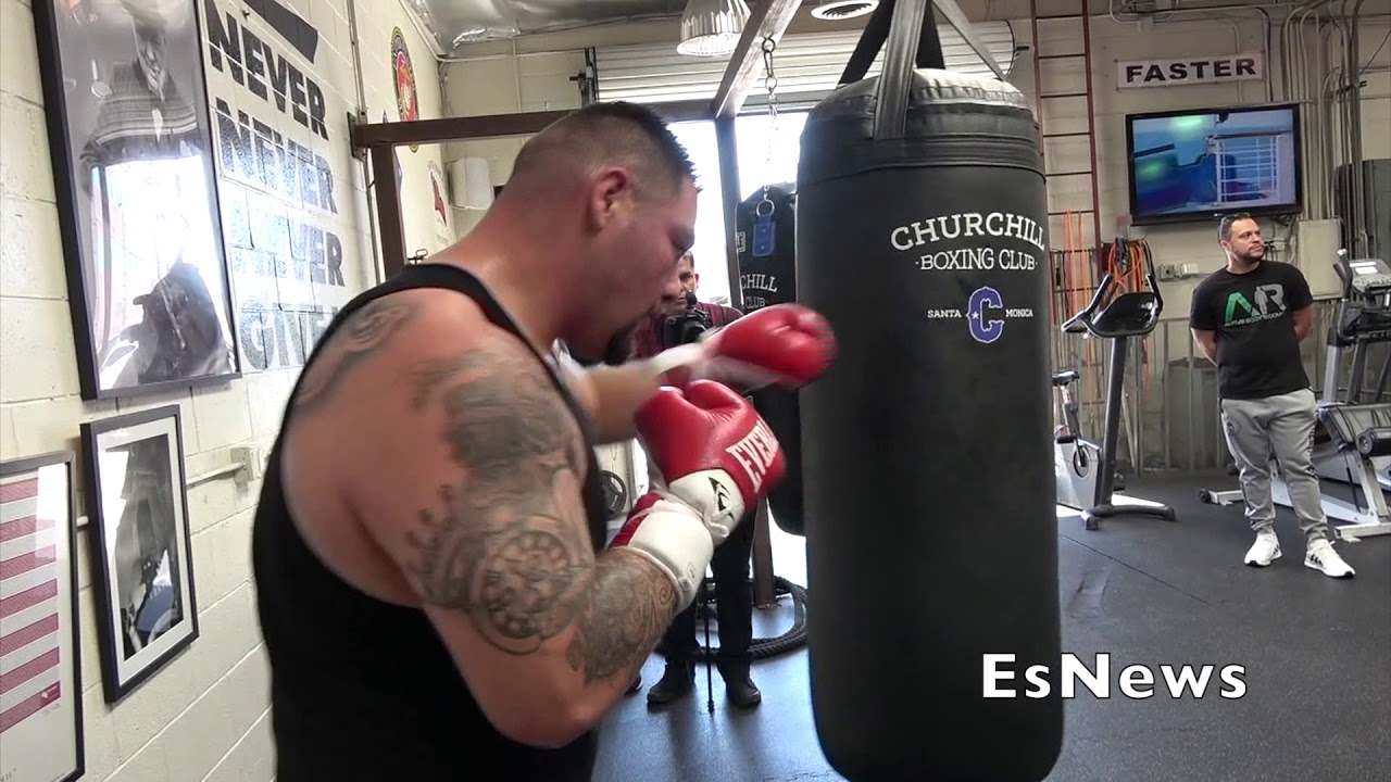 Andy Ruiz On The HeavyBag -  EsNews Boxing