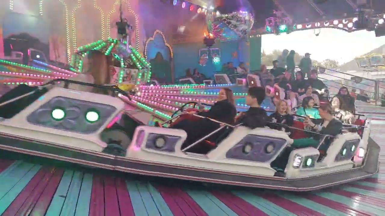 Musik Express - Schoeneseifen (Offride) / Mannheim Maimess 2023 / Kirmes Fahrgeschäft / Mack Rides