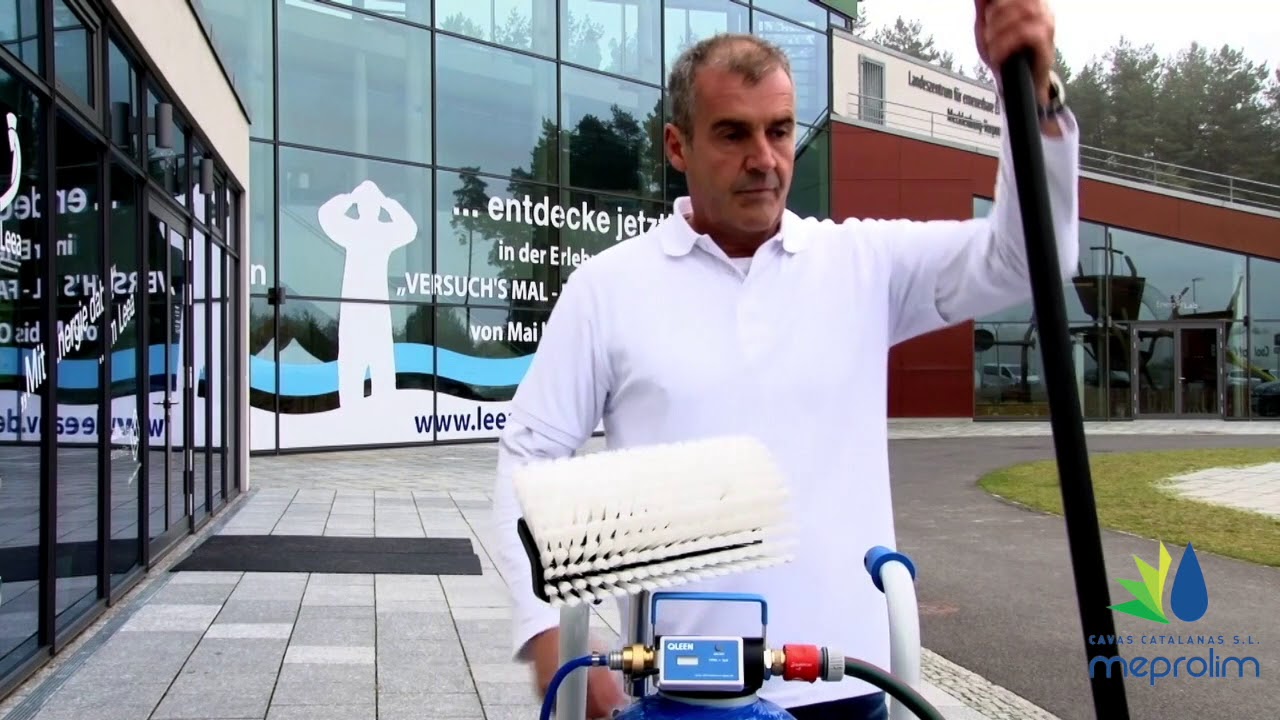 QLEEN PURE WATER CLEANING SYSTEMS |  Limpieza Cristales con cepillo rotatorio