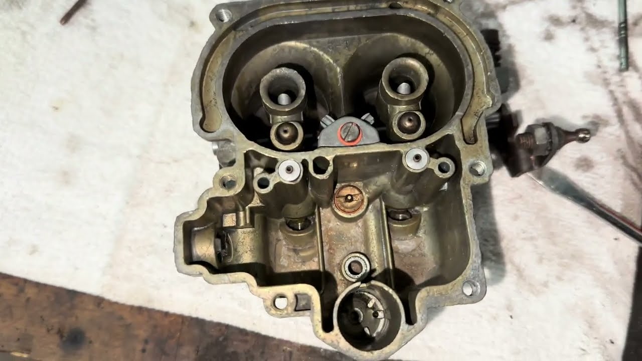 Aaron's 1962 Dodge D200 - Stromberg WW Carburetor Reassembly