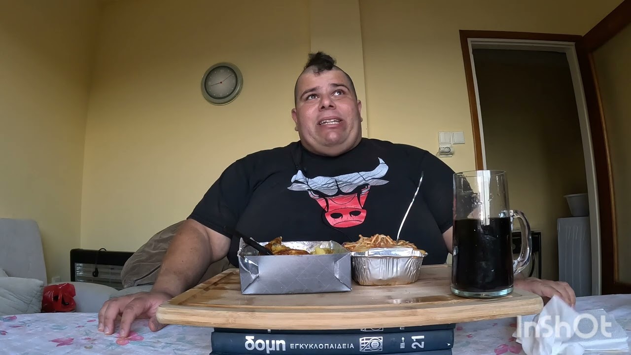 Tasty, 😃Delicious Greek Dinner 🍝Bolognese and🍗 Chicken #mukbang ENJOY!!(Talking)🙂