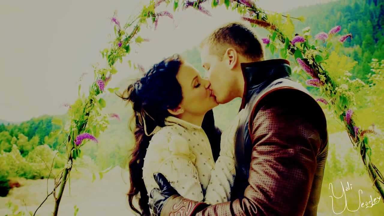 Snow ღ Charming || Snowing || "Kiss me"