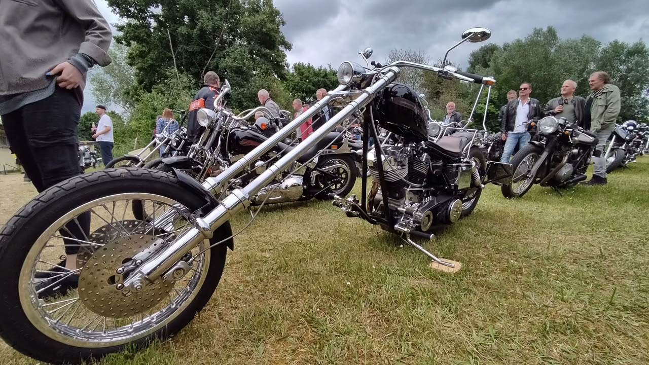 CUSTOM & CLASSIC FEST, Zweiradtreffen - Vatertagstreffen 25.05.2022 Huttenheim