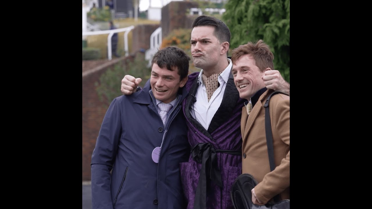 👋 GREETERS GUILD AT CHELTENHAM RACECOURSE WITH TROY HAWKE