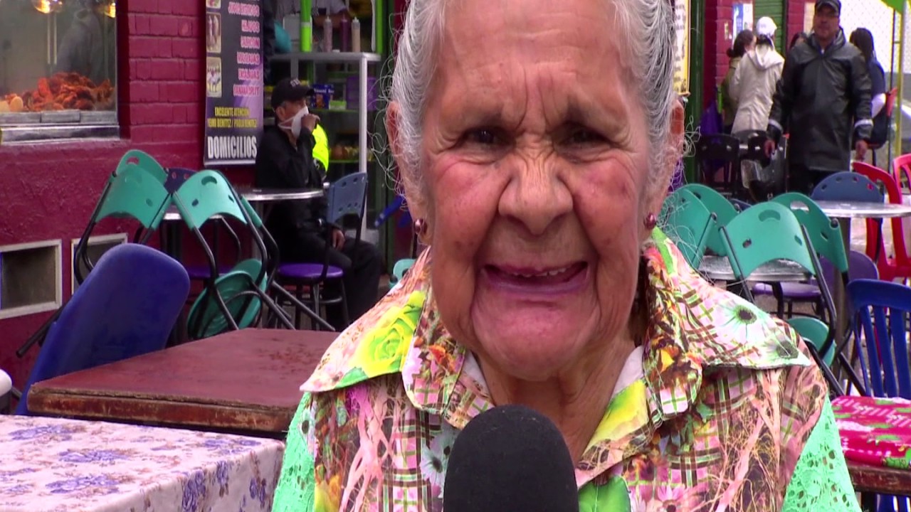 Do&ntilde;a Anciana y los corrientazos - La Tele Letal
