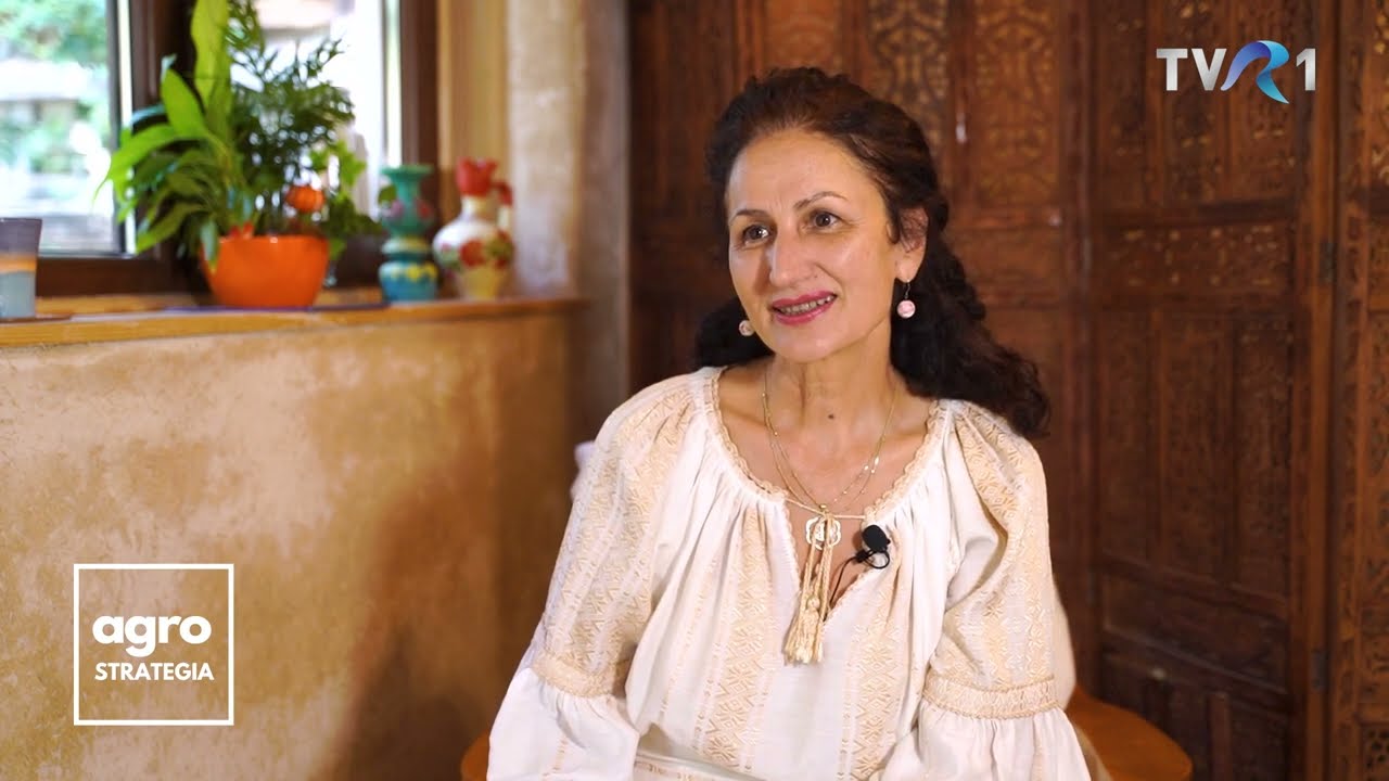 Maria Zamfirache și-a construit o casă din materiale 100% naturale