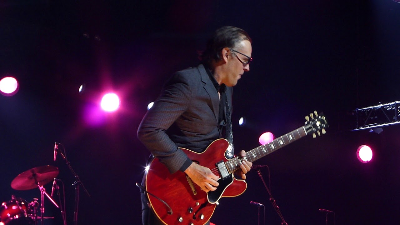 Joe Bonamassa - Nobody Loves Me But My Mother - 8/7/18 Orpheum Theatre - Omaha, NE