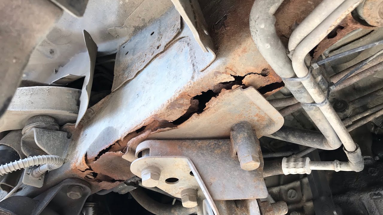 Repairing rusty Starex Chasis