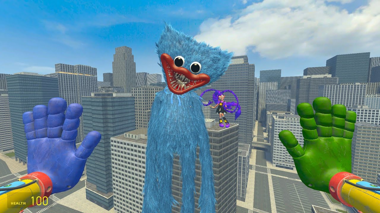 DEFENDING AGAINST HUGGY WUGGY FROM POPPY PLAYTIME IN THE CITY | GARRY'S MOD