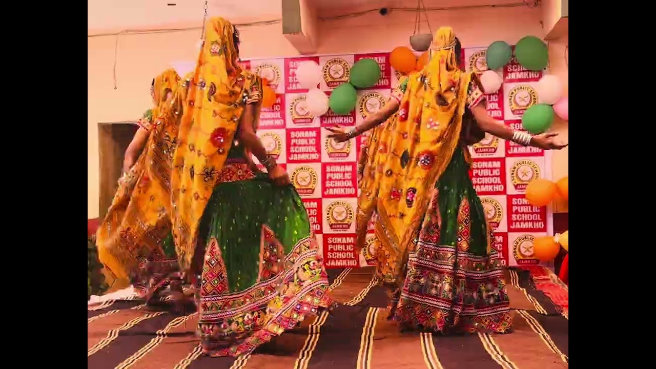 घूमे रे मेरा घाघरा /Sararara Ghume Re Ghume Mera Ghagra-(Sonam Public School Jamkho )Mob-9074001000 
