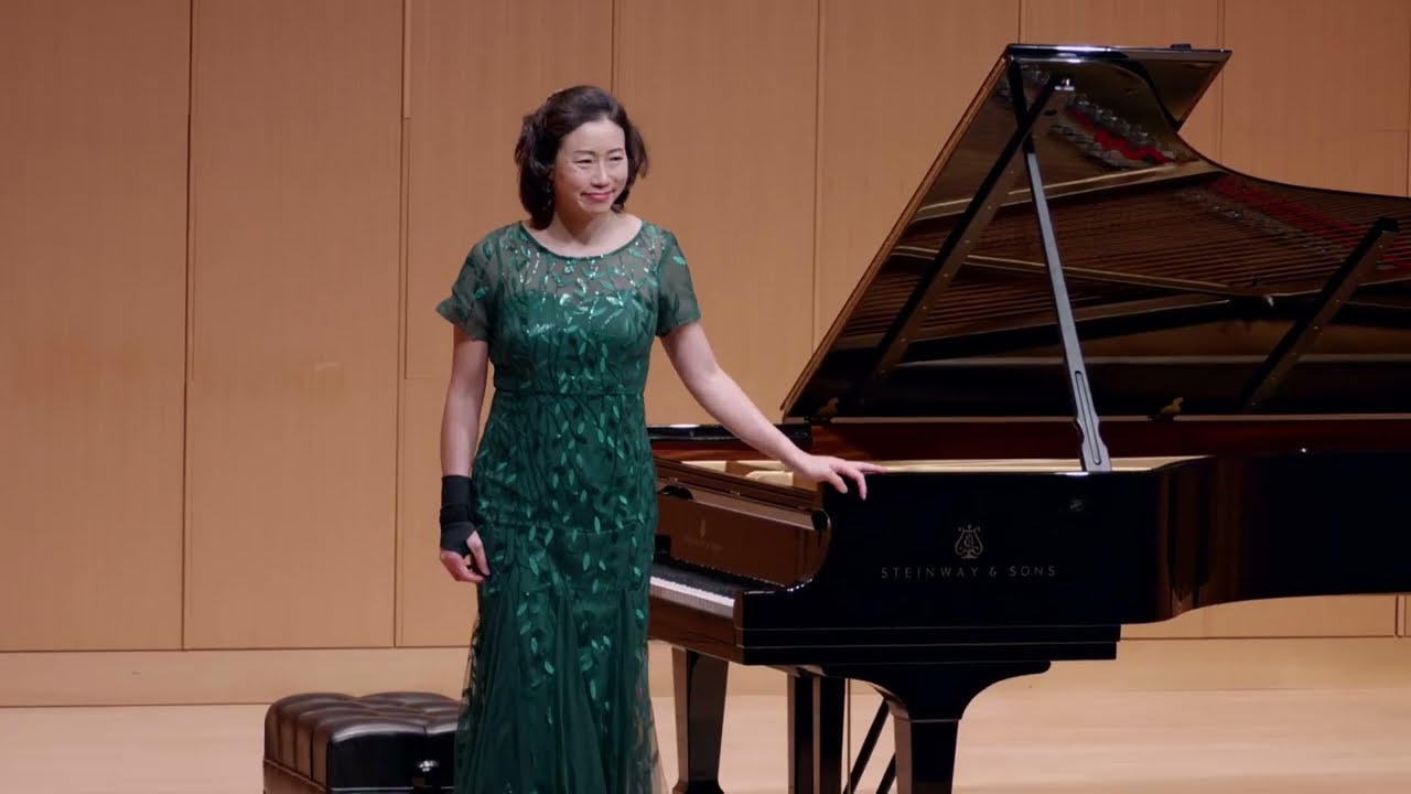 Beethoven Piano Sonata No. 14 in C-sharp minor, Op. 27-2, 