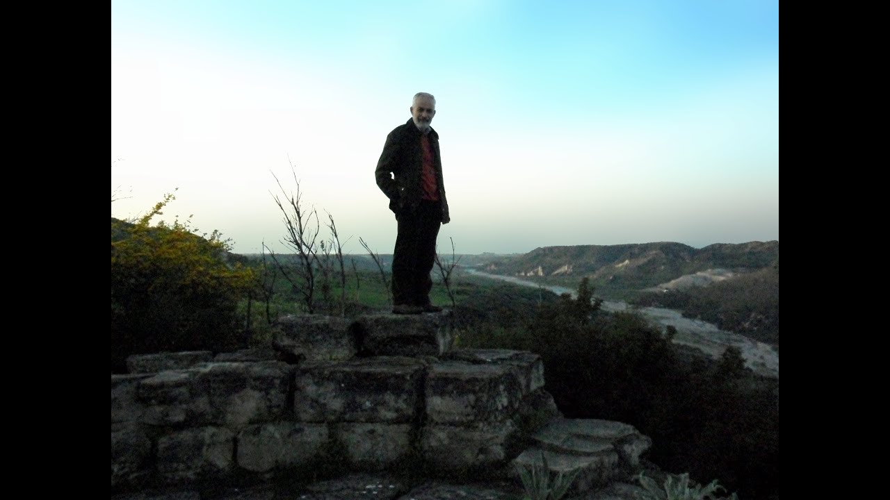 Le mura di Castiglione di Paludi  Luigi Gallo