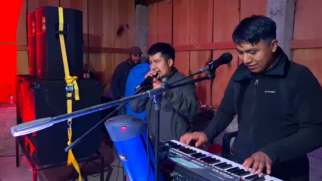 DESCENDIENTES DE OAXACA en yucubey de cuitlahuac santiago nuyoo.