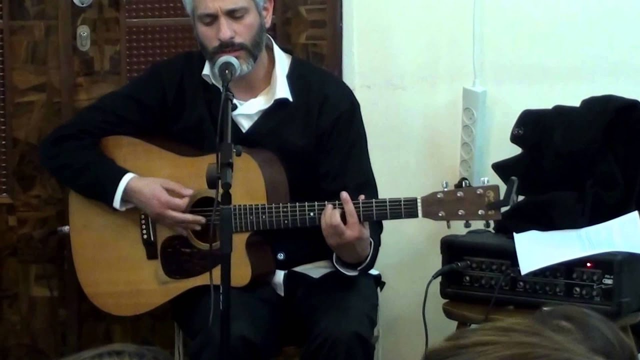 אביתר בנאי בבית הכנסת אוהבי ציון - ניגון
