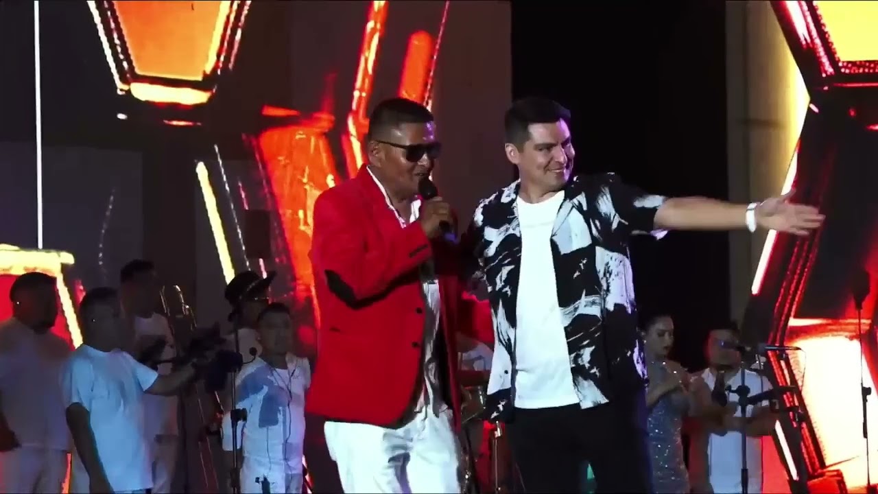 SKANDALO 25 AÑOS  EL CONCIERTO   PRESENTACIÓN  