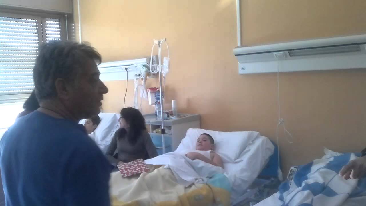 Natale all'ospedale santobono di napoli