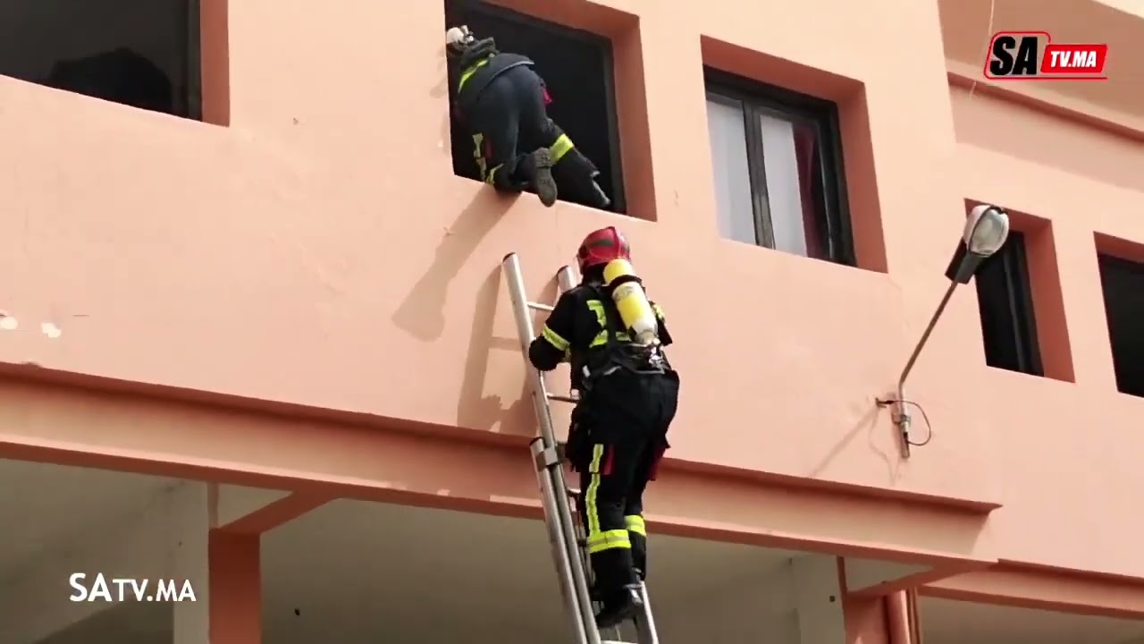 عملية انقاد مصاب ...من طرف عناصر الوقاية المدنية بمدينة سيدي قاسم..