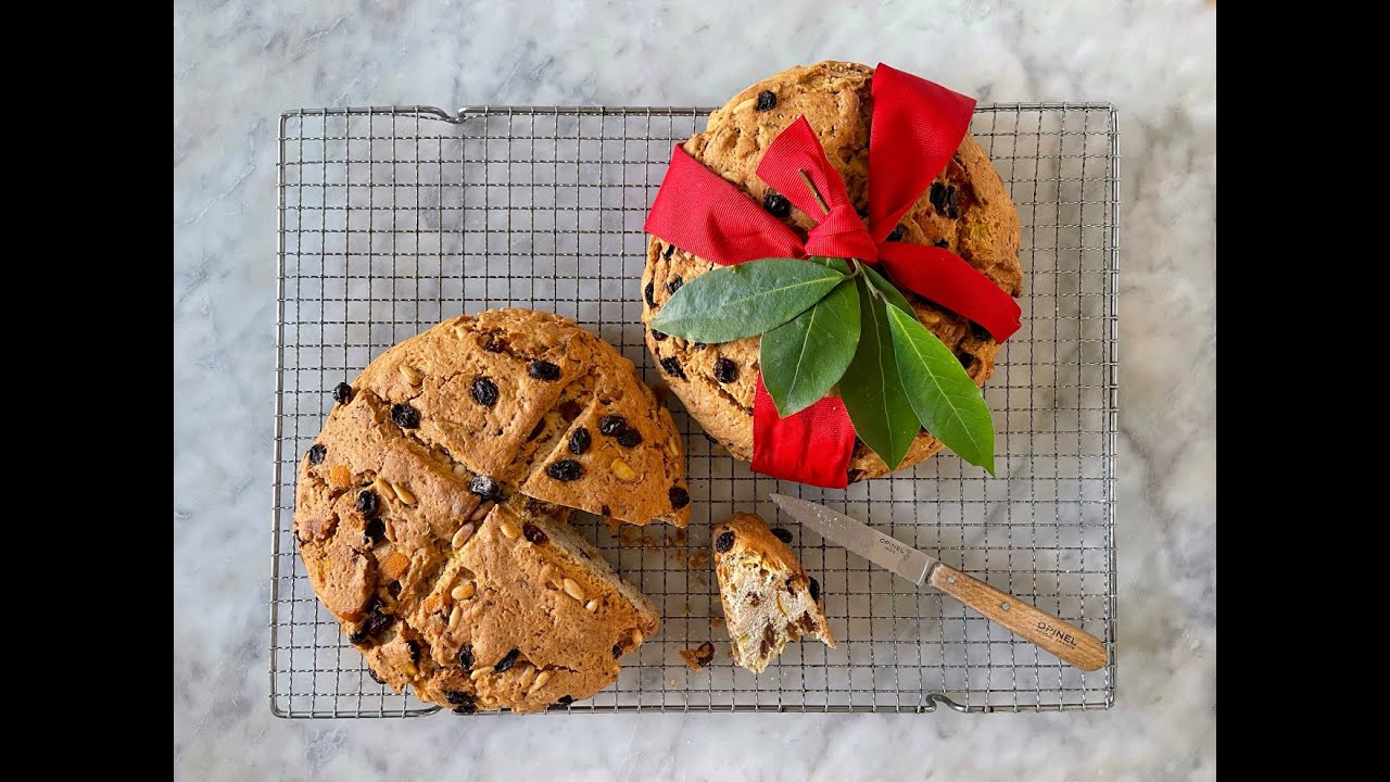 La ricetta del Pandolce genovese: dolce natalizio con canditi facili fatti in casa