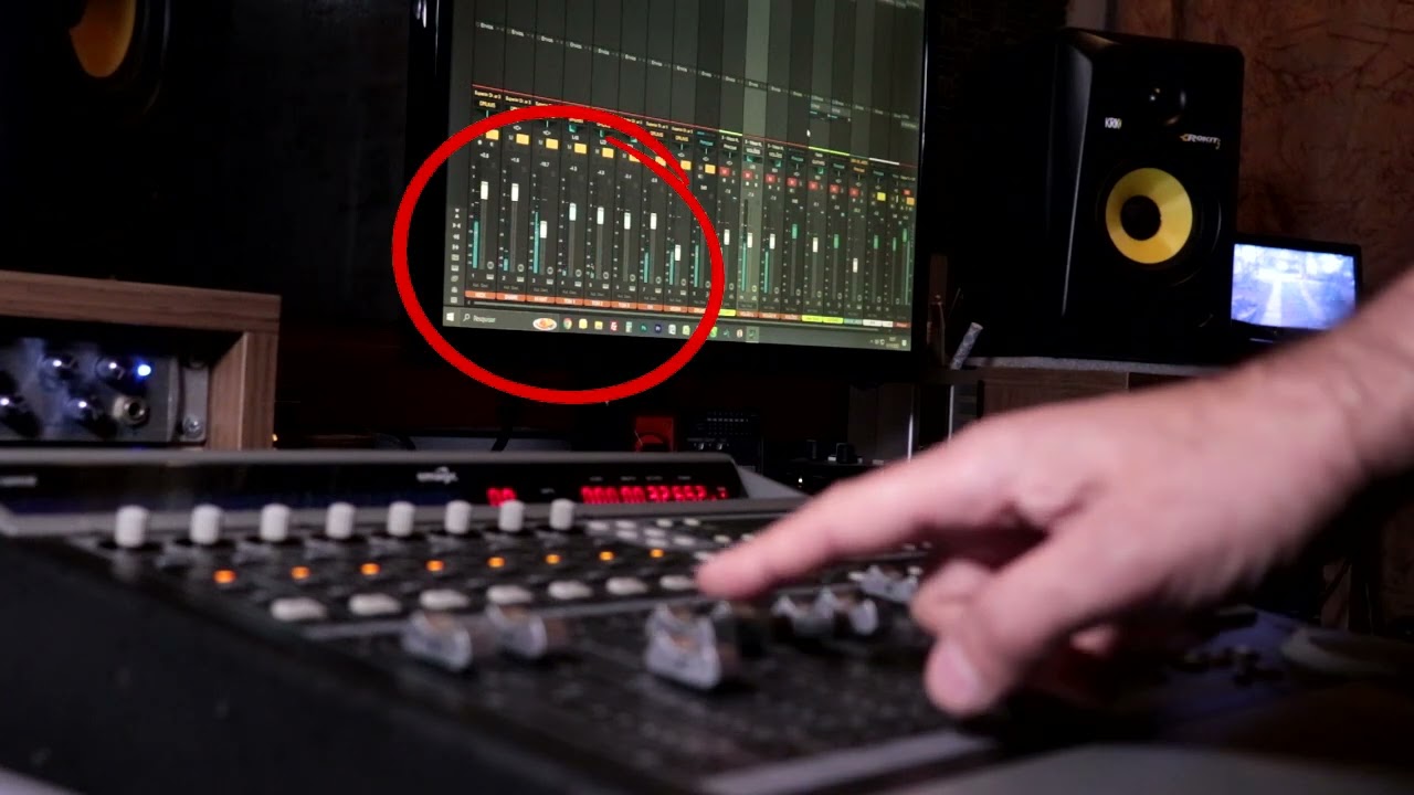 Mackie MCU  - Universal Control