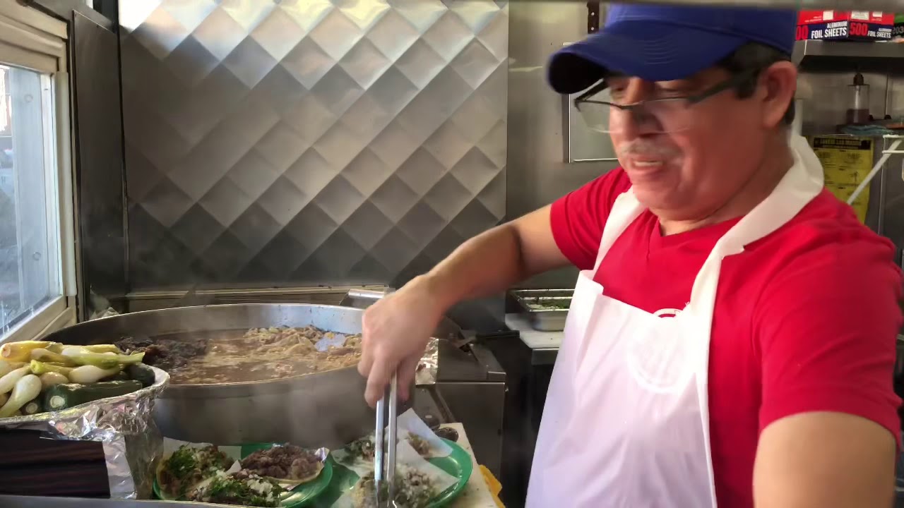 LOS TACOS DE LA CHAPARRITA EN CHICAGO