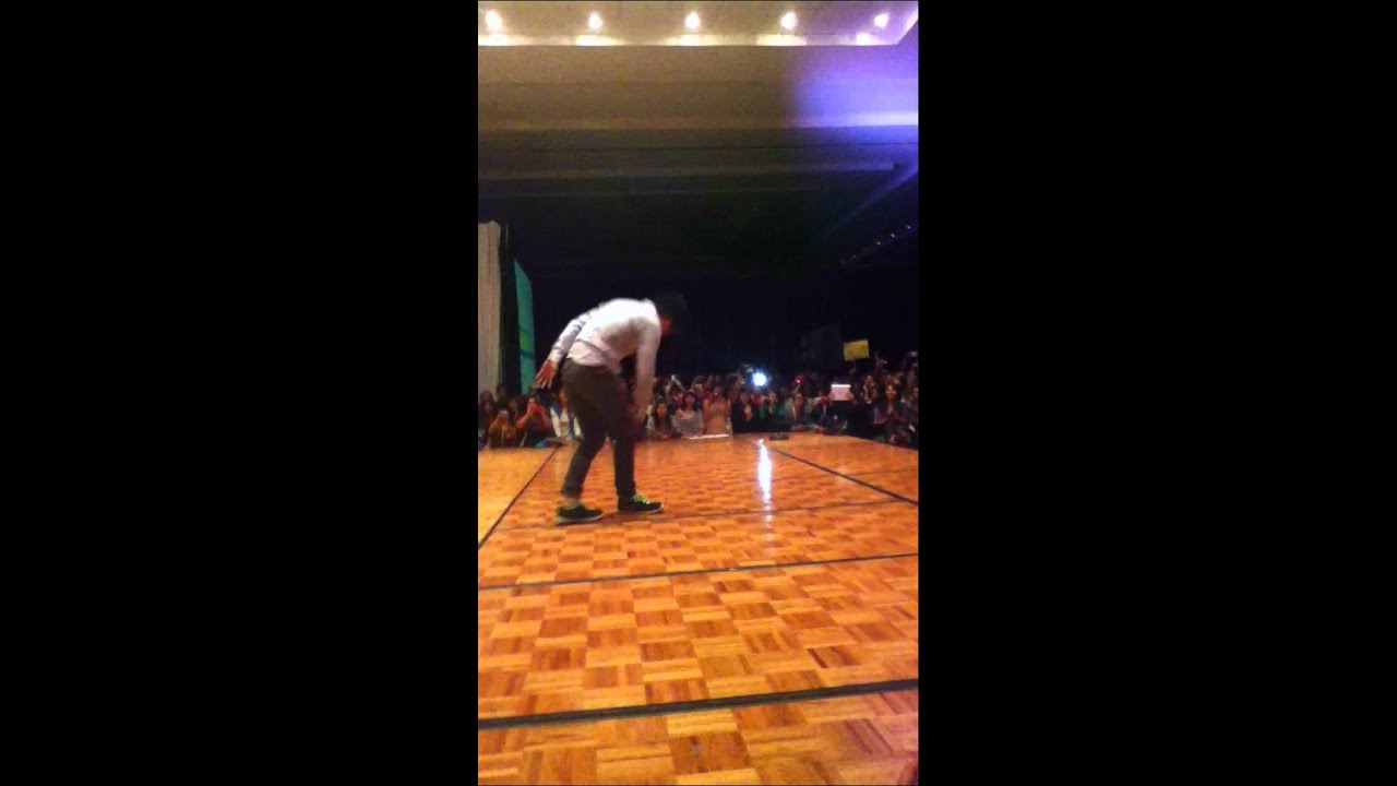 Talk To Me In Korean Around The World - Hyunwoo Sun Dance (TTMIK Alrededor del mundo)