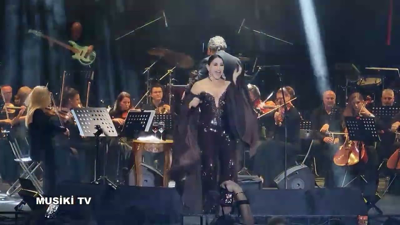 AŞKIN NUR YENGİ - Hadi Git (Senfonik/Canlı)